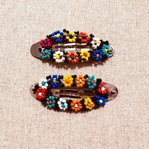 Boutique | Hair Barrettes | Daisy Beaded Barrettes V